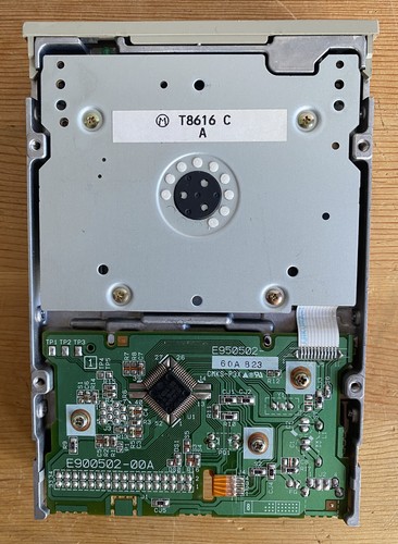 TEAC FD-235HF A240 P/N 193077A2-40 3,5" Diskettenlaufwerk Floppy disk drive - Bild 3 von 4