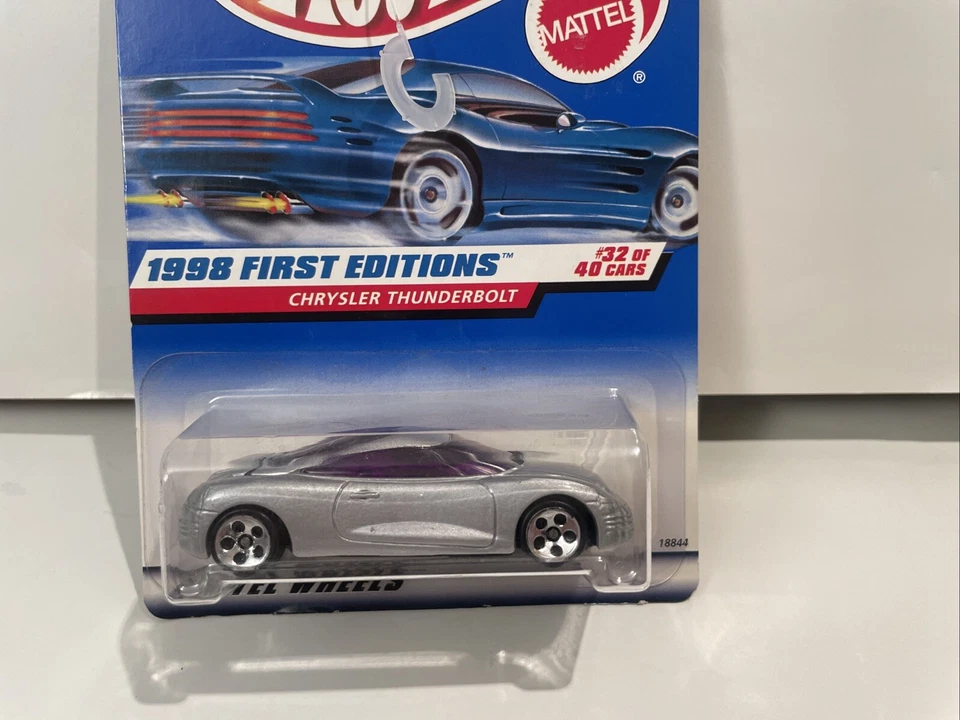 Chrysler Thunderbolt Silver #671 primeras ediciones Hot Wheels 1998 Foto 3 de 4