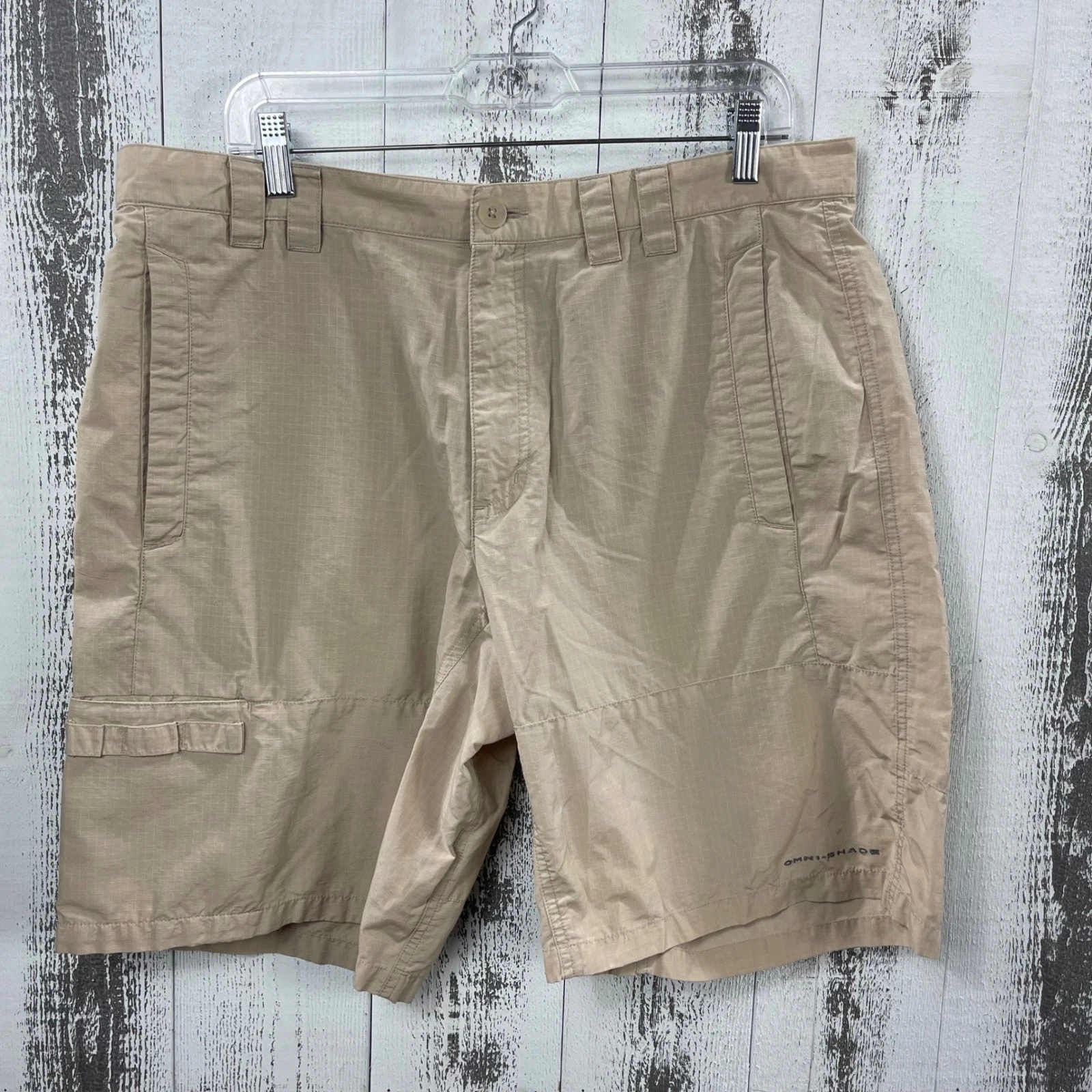 Columbia PFG Omni-Shade Fishing Shorts Men's 36 Beige Cargo Outdoor