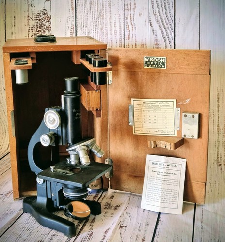Ernst Leitz Wetzlar Microscope W.Koch Optik Zurich with Wooden Case