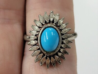 Vintage Vogue Signed Ladies Silver-tone And Turquoise Tribal Ring Size 6