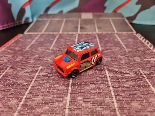 Morris Mini Cooper Hot Wheels Combine postage - Picture 2 of 16