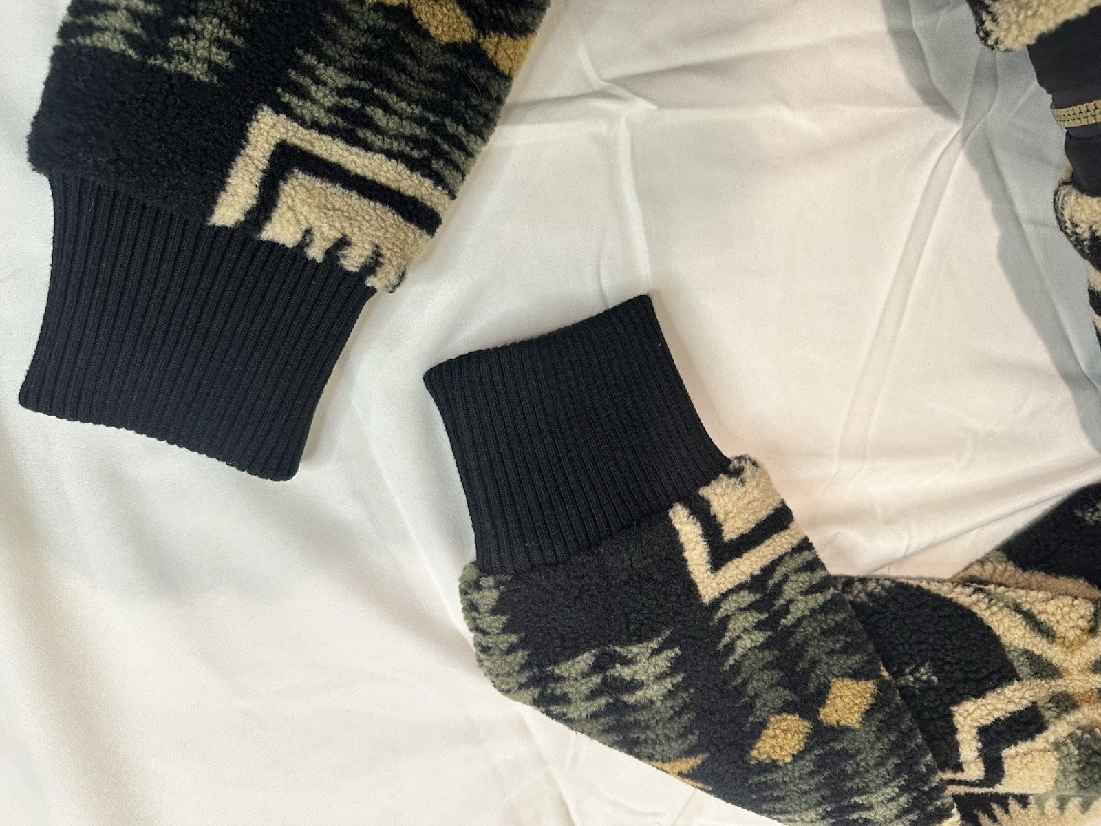 Pendleton woman’s Bomber Jacket aztec Full Zip Bl… - image 14