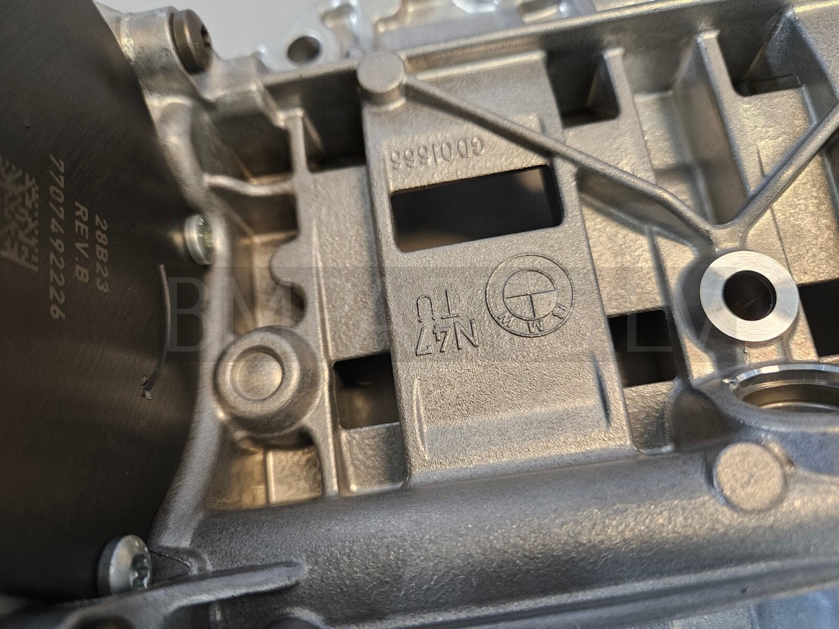 NEW GENUINE BMW F20 F30 F31 F32 F07 F10 E84 F25 ENGINE N47N OIL 