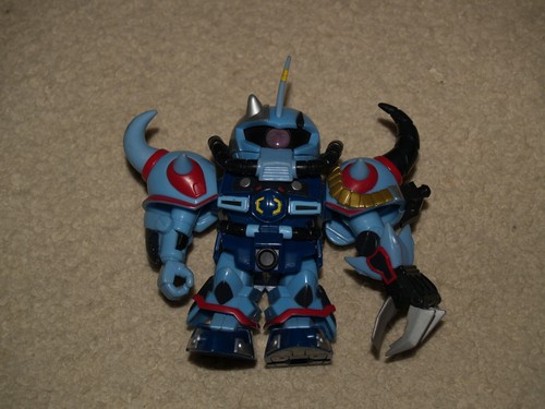 2003 Bandai Superior Defender SD Gundam Grappler Gouf Figure - 1x broken claw