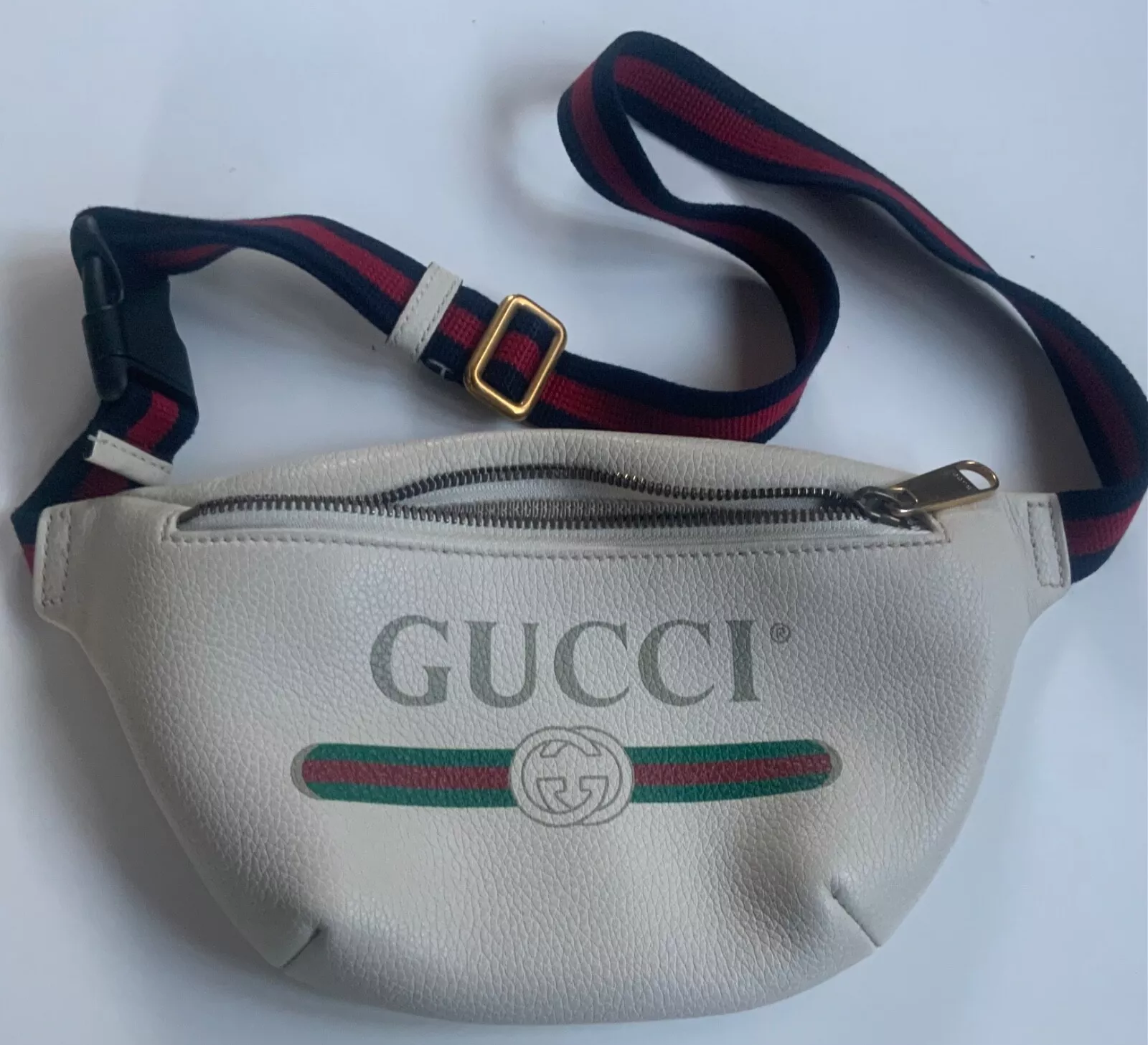 Petit sac ceinture imprimé Gucci 100% authentique
