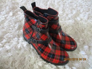 red buffalo plaid rain boots