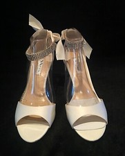 Brand New Gorgeous Designer Nina Shoes size 9  FREE SHIPPING 