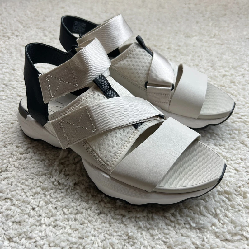 sorel kinetic impact sporty strappy leather shoes