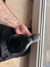 Bluetooth-Kopfhörer von Mercedes-Benz