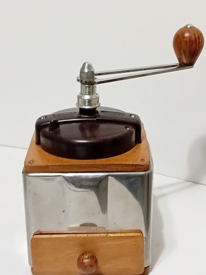 alte kaffeemühle peugeot