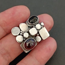 Vintage Sterling Silver Statement Ring Modernist Artisan Geometric Garnet Onyx