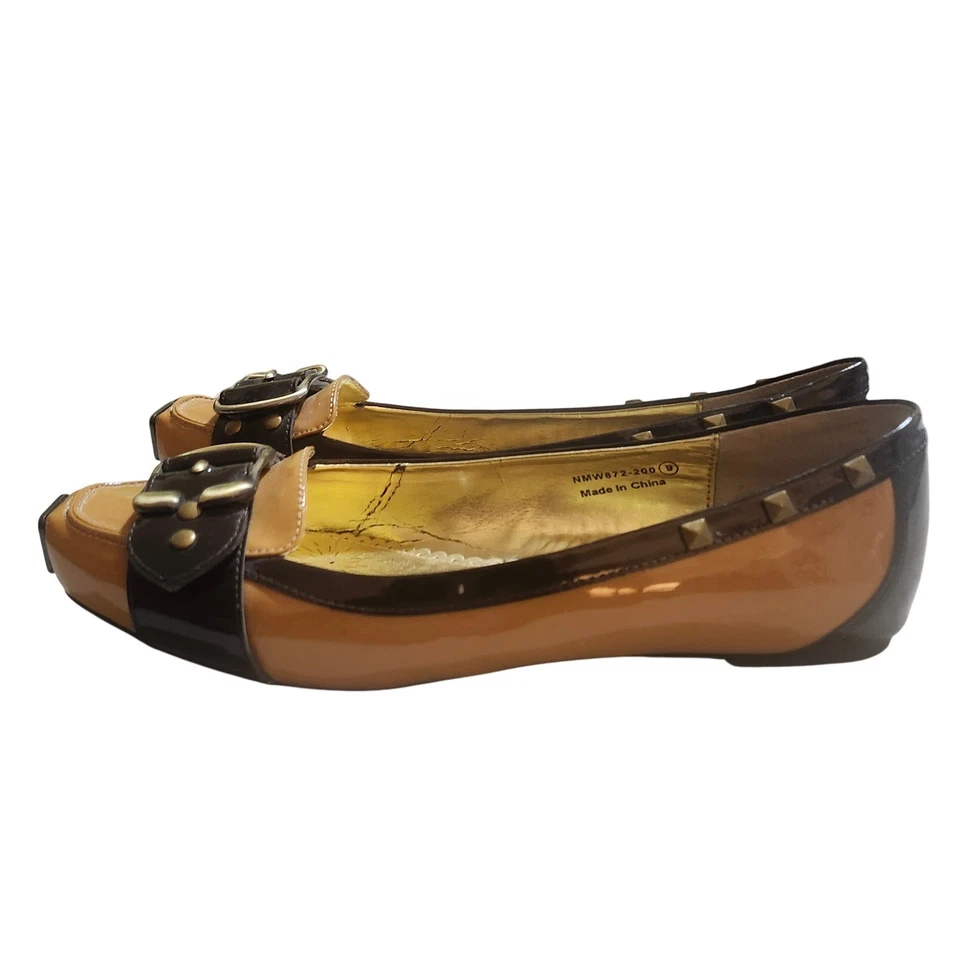 Womens Brown Patent Leather Square Toe Buckle Studded Loafer Flats Size 9 - Image 4 of 4