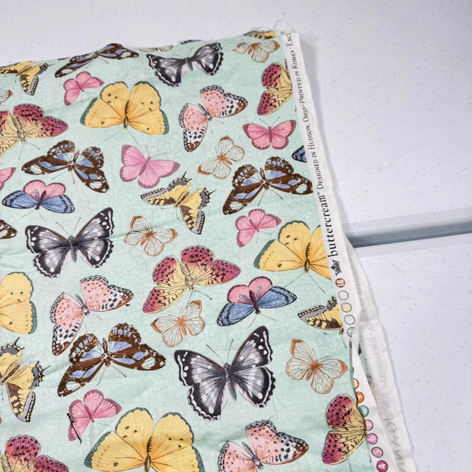 Joann Tela Azul Mariposa Crema Acolchado Algodón 44x60 1.6 yardas Foto 4 de 4
