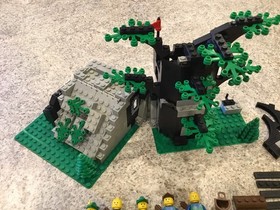 VINTAGE LEGO‼️CAMOUFLAGED OUTPOST‼️6066‼️PARTIALLY COMPLETE W/ INSTRUCTIONS