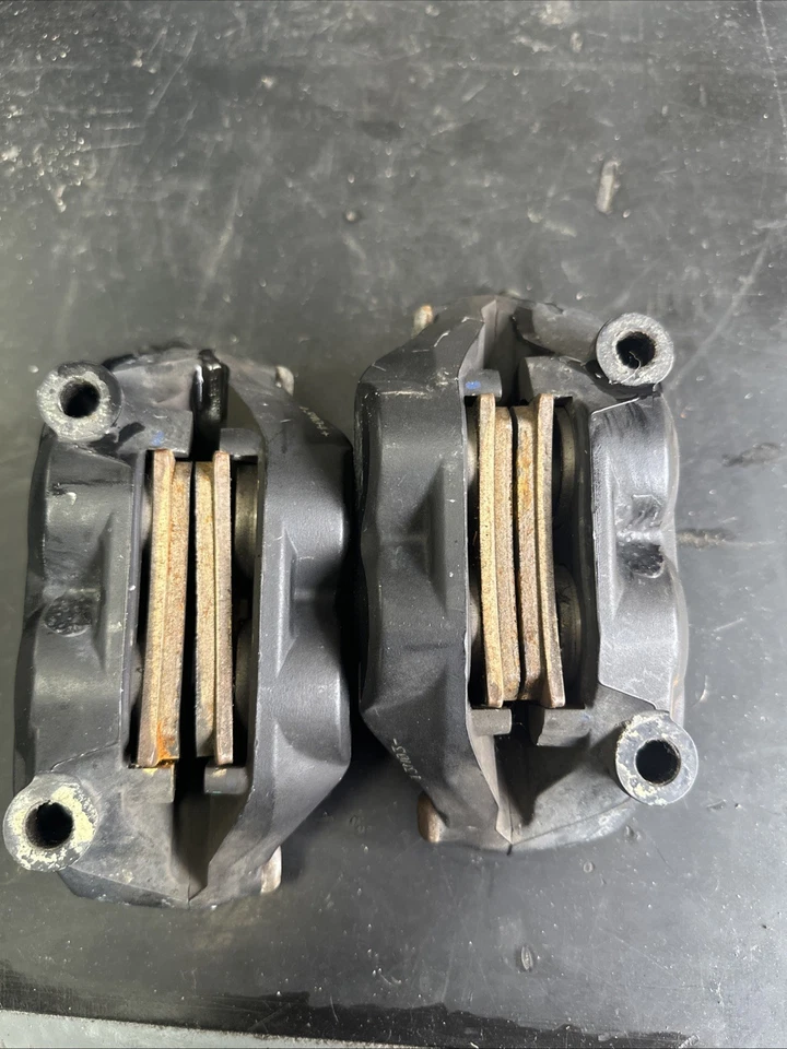 Pinzas de freno delanteras Brembo Ktm 1190 Adventure 2013-2016 Foto 4 de 4