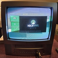 Toshiba MV13P2 TV/VCR 13" Combo Retro Gaming Home Movies Remote Included