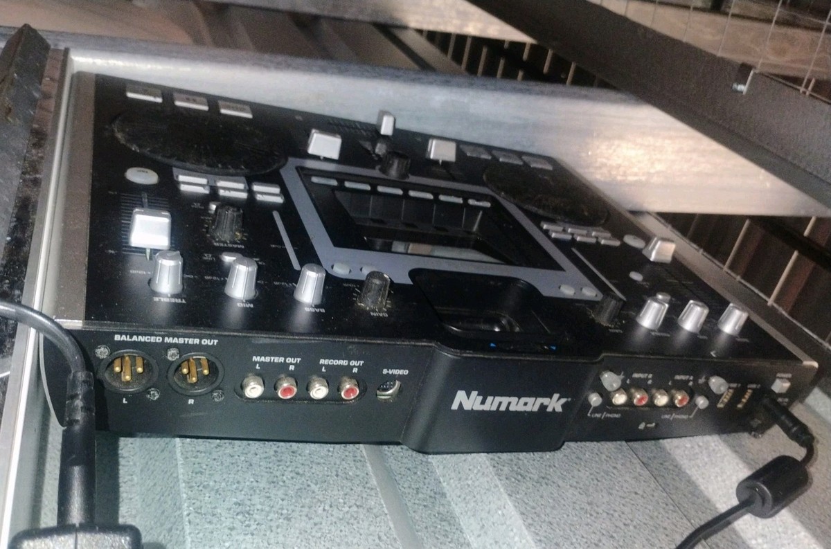 Numark iDJ2 DJ Mixing Console Only Compatible w/ iPod Mobile DJ