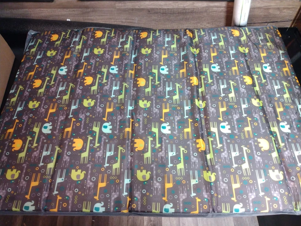 Cosco Funsport patio portátil para juegos para bebés - Zuri Foto 4 de 4