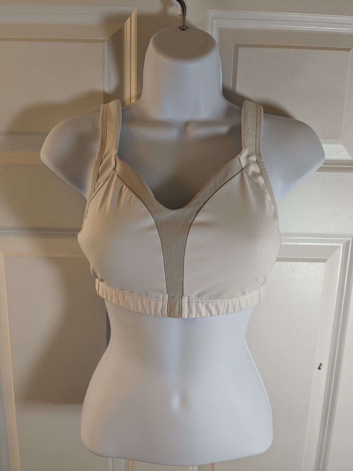 Brooks moving comfort sports bra, white, size 32C… - image 1