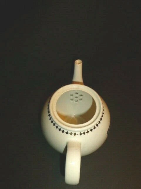 Bule branco vintage de madeira Arthur, motivo de copo azul cobalto acabamento dourado aparece não usado - Imagem 3 de 4