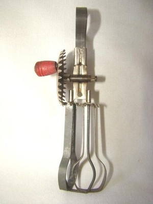 Vintage Miniature Red Wood Handle Metal Crank EGG BEATER Toy Kitchen Tool