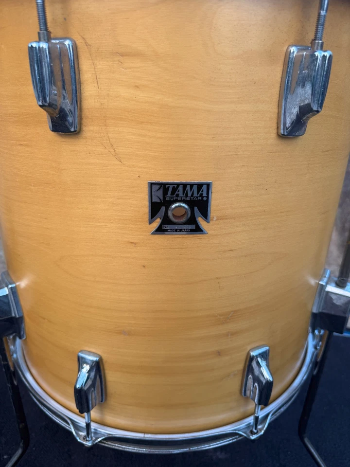 Tambor de piso Tama Superstar acabado arce abedul años 70 carcasa 16x16" Foto 2 de 4