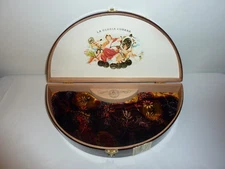 Rare La Gloria Cubana Obelisco Half Moon Shaped Cedar Cigar Box w Velvet Bed!