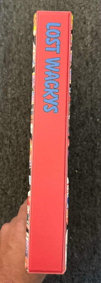 2008 TOPPS LOST WACKY PACKAGES 2nd SERIES OFFICIAL BINDER BRAND NEW RED Spine - Image 3 of 4