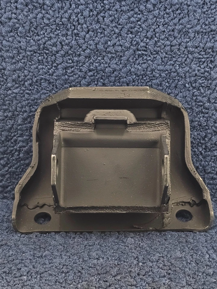 Crown Automotive J1371313 Engine Mount Fits 1966-1971 Jeep CJ5 CJ6 - Image 4 of 4