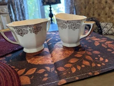 White With 24 Karat Gold Trim VTG Milk & Sugar Bowl Ntl Brotherhood Of Potters