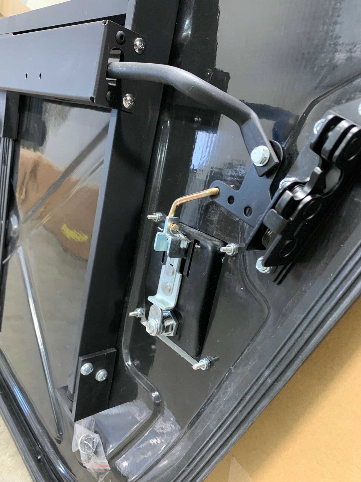 NEW HMMWV Fiberglass Doors (4) with Glass, Fits all Variants, X Door