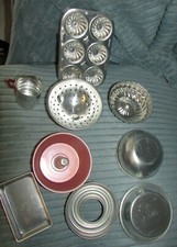 FABULOUS COLLECTION VINTAGE 1950s CHILDREN'S COOKING BAKING TINS 14 PIECES