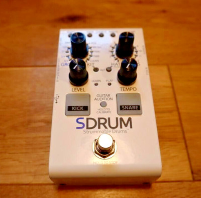DigiTech SDRUM Intelligent Strummable Drums Machine Effektpedal Rhythmus GEBR...