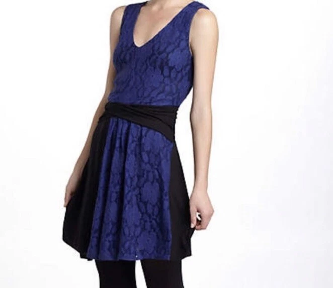 Vestido Leifnotes Anthropologie Colorblock Encaje y Tejido Talla Mediana Elástico Foto 2 de 4