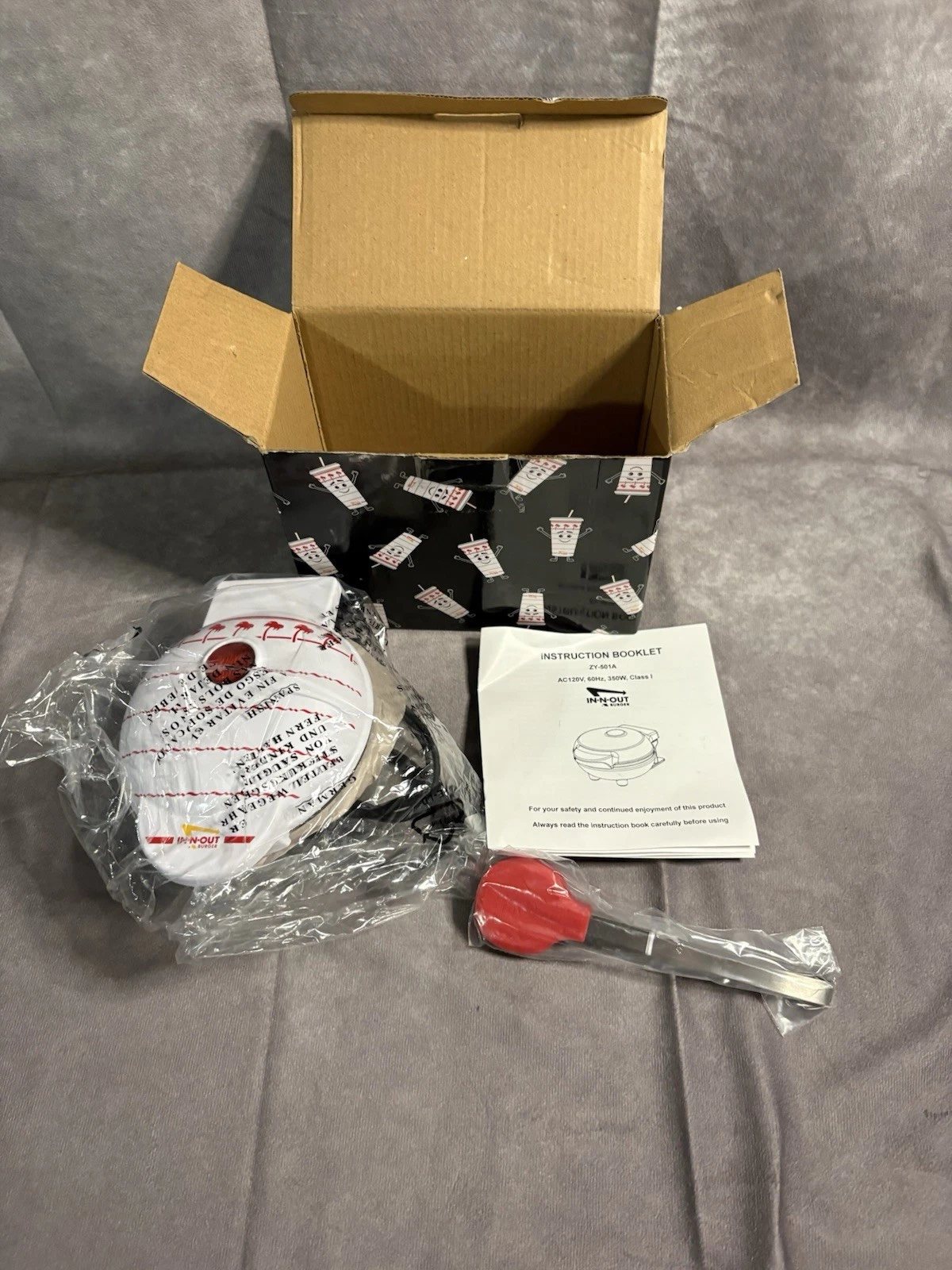 In-N-Out Burger Mini Waffle Maker ZY-501A w Box Manual Spatula Unused