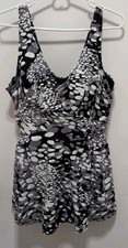 Swimsuits For All Swim Dress Swimsuit Black White Pebble Pattern Size 16