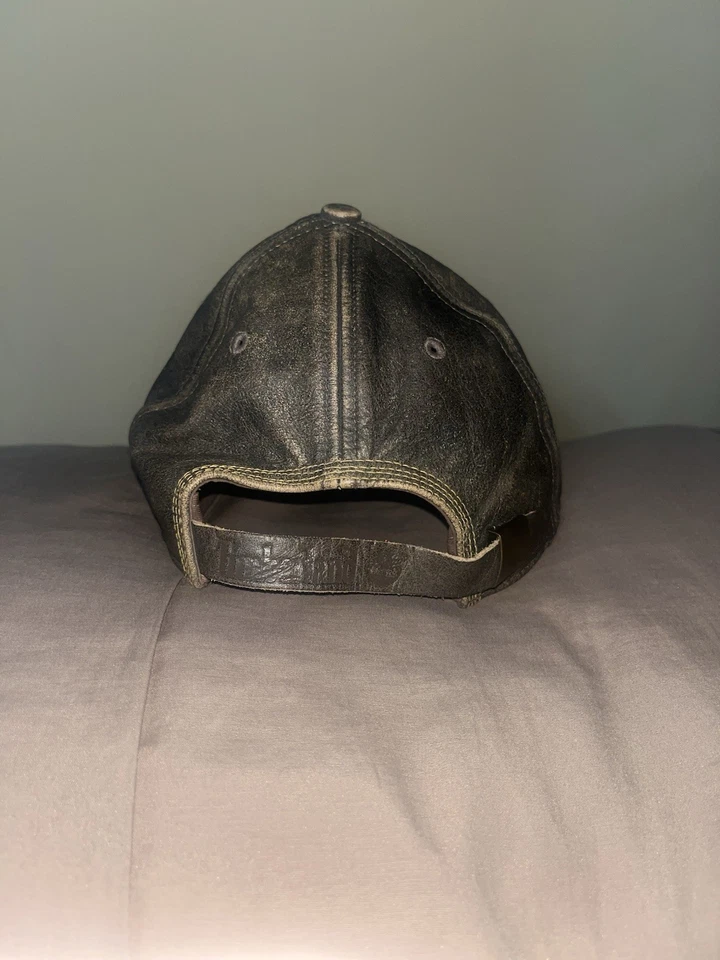 Chapéu caminhoneiro de couro bordado Timberland! Masculino - Imagem 2 de 4