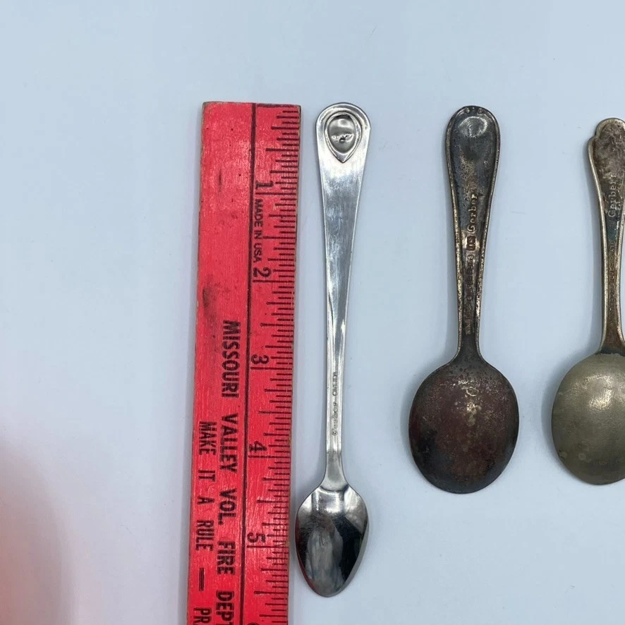 Juego de 3 cucharas cara bebé Gerber Winthrop plateadas y cubiertos Oneida de colección Foto 4 de 4