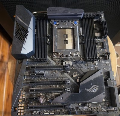 ASUS ROG Strix X399-E Gaming Motherboard - US Ship!