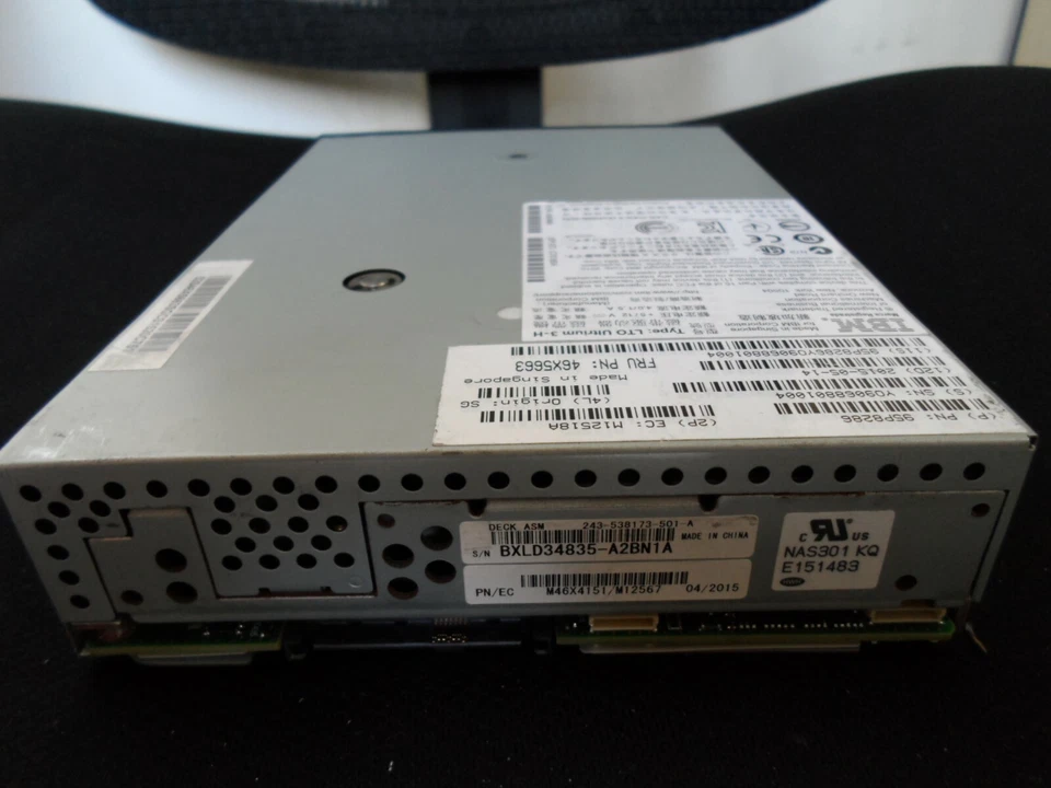 IBM LTO3 Ultrium3 SAS V2 HH Drive 46x5663 46X6684 46X4151 95P8285 46x5661 - Image 3 of 4