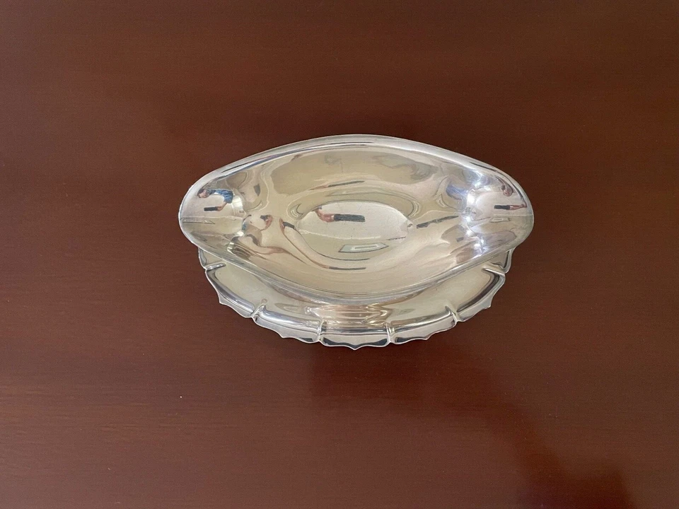 Molho Silverplate Early American International Silver Co 2116 Crown na bandeja - Imagem 2 de 4