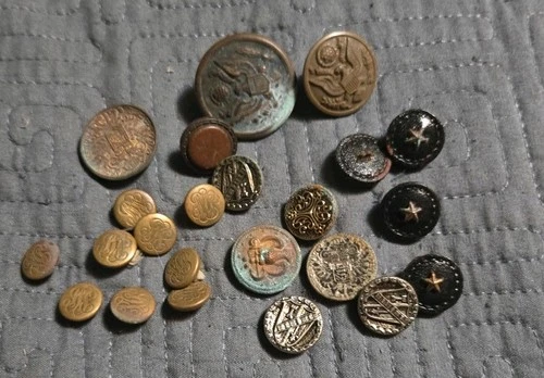 antique war buttons