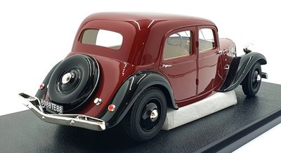 Cult 1/18 Scale Resin CML108-2 - 1935 Citroen Traction Avant 7cv
