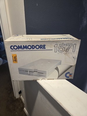 Commodore 1571 Disk Drive