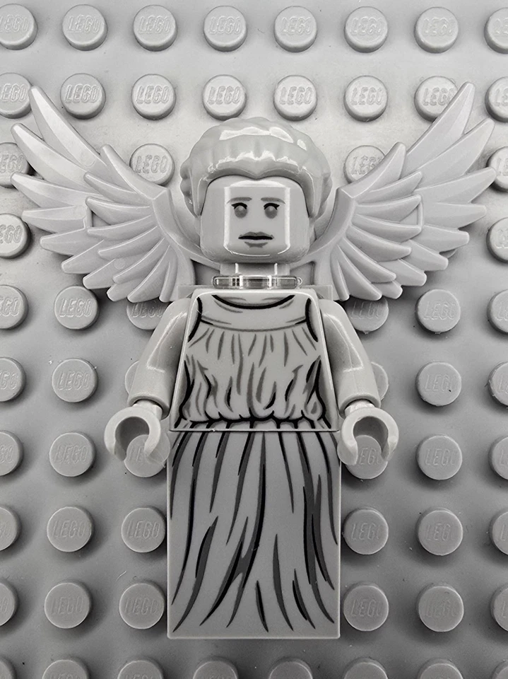 Lego IDEAS Minifigura IDEA023 Ángel Llorón, Doctor Who Foto 2 de 4