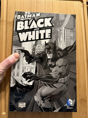 #ad #ad Batman Black And White Volumes 1 4 TPB Very Good Condition $20.00