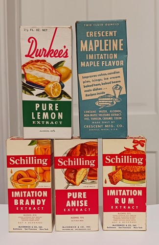 Vintage Lot Of 5 Kitchen Extracts Spice Mapeline Lemon Schilling Durkee MCM