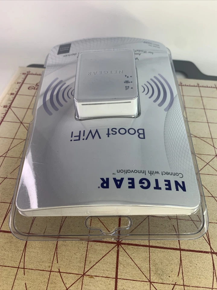 Netgear N150 Wi-Fi Range Extender Booster Wall Plug Version for Mobiles WN1000RP - Image 4 of 4