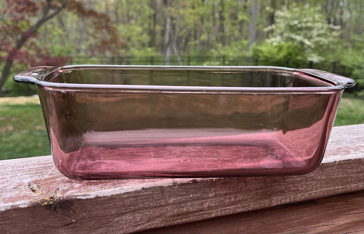 Vintage Pyrex Cranberry Loaf Bread Pan 213-R- 1.5 Qt Purple Glass